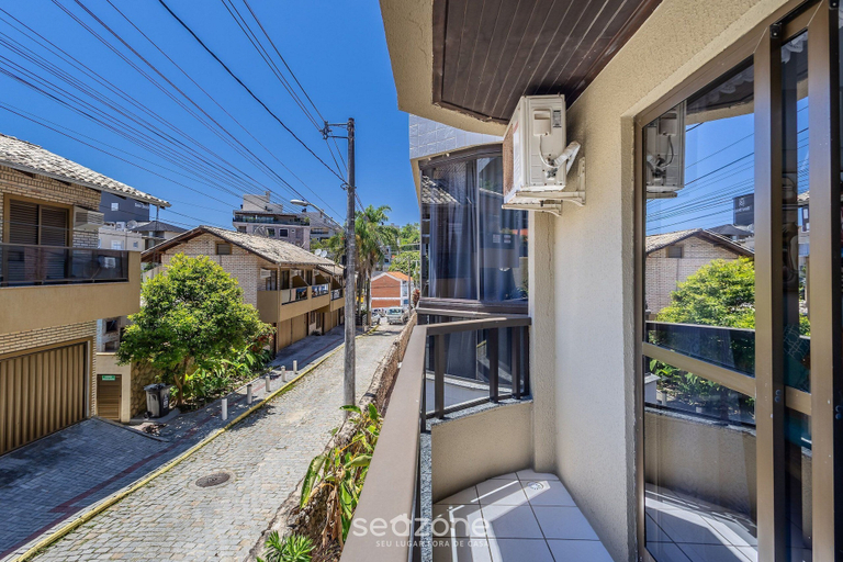 Property grounds, Apt in Condo w/ Pool 140 m From the Beach Rar0213, Bombinhas