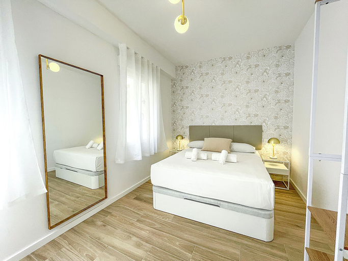 Room 4, Apartamentos Zaragoza Gran Via 3000, Zaragoza