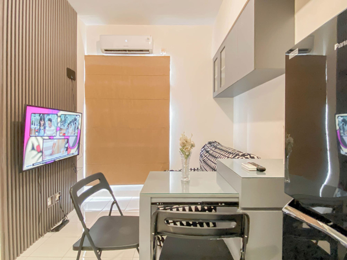Room 5, Standard 2Br At Podomoro Golf View Apartment, Bogor