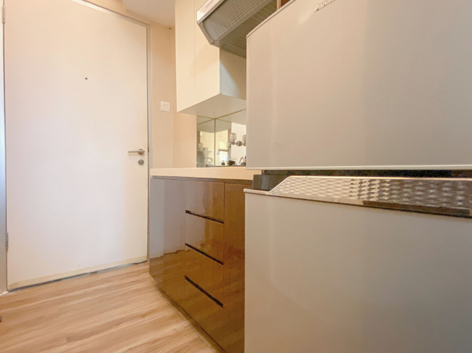 Private kitchen 4, Brand New And Modern Studio Green Bay Pluit Apartment With Seaview, Jakarta Utara