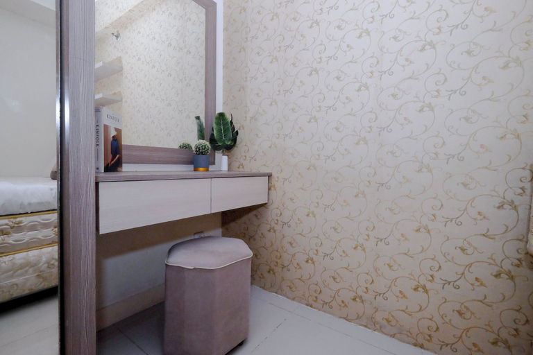 Bathroom 3, Strategic 2Br Apartment At Green Pramuka City, Jakarta Pusat