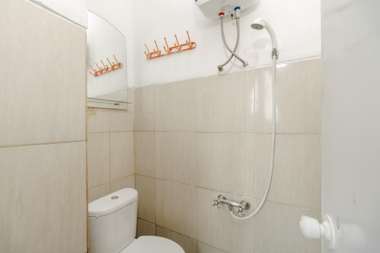Bathroom 4, OYO 3420 Alex Hostel, Palembang