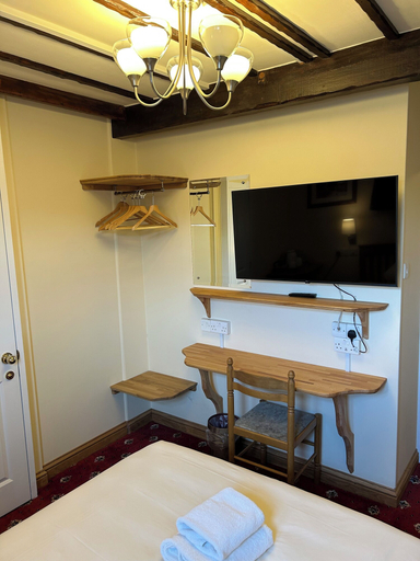 Others 5, Oakwood B&B Heathrow, London