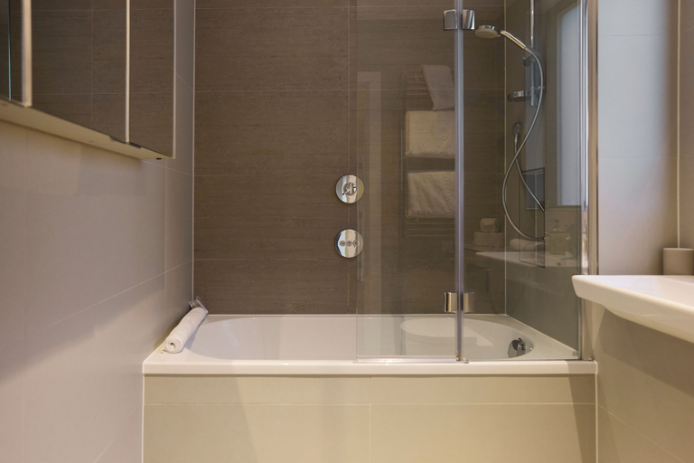 Bathroom 3, The Battersea Balcony Flat, London