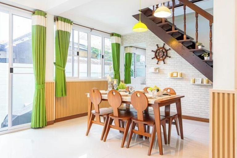 Others 4, Friend House BKK, Dusit