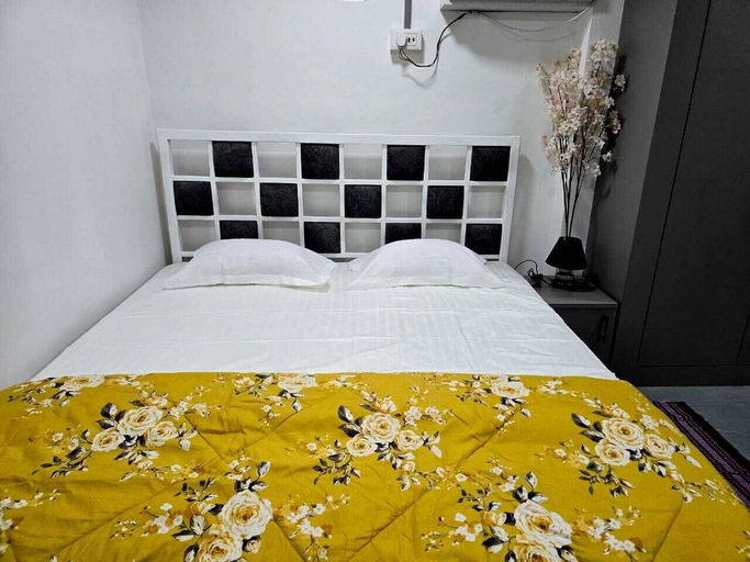 Room 4, Jiya Mansion, Kamrup Metropolitan