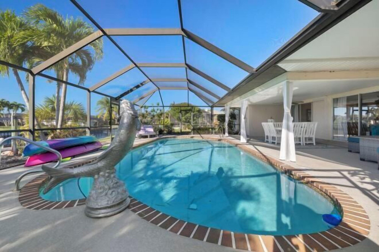 Indoor pool 3, Villa Tarpon Terrace, Lee
