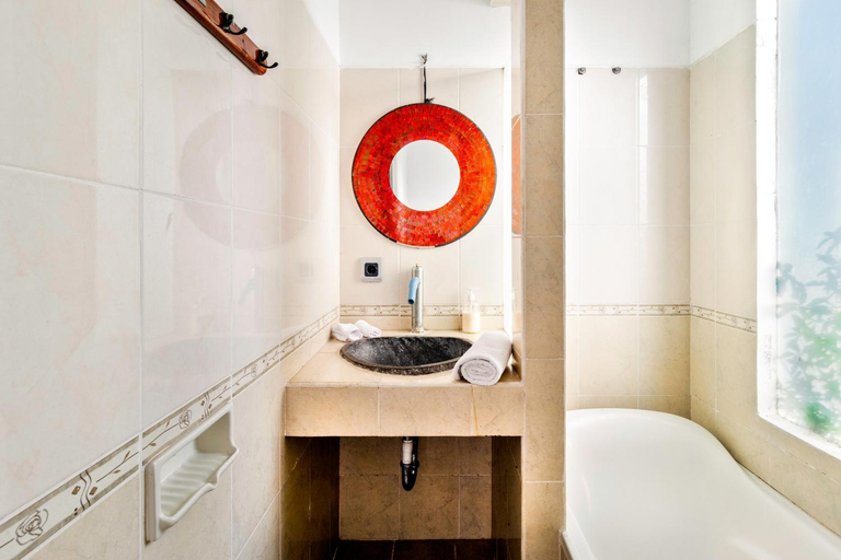 Bathroom 3, 5-Bedroom Private Villa near Padma Beach, Legian, Badung