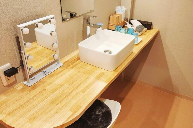 Bathroom 5, Tamatsukan/Namba 6mins/Universal Studio 37 mins/Tsuruhashi 7mins/Nara30min, Osaka