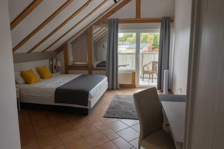 Room 4, Stay Smart Giessen Hotel & Appartments, Gießen