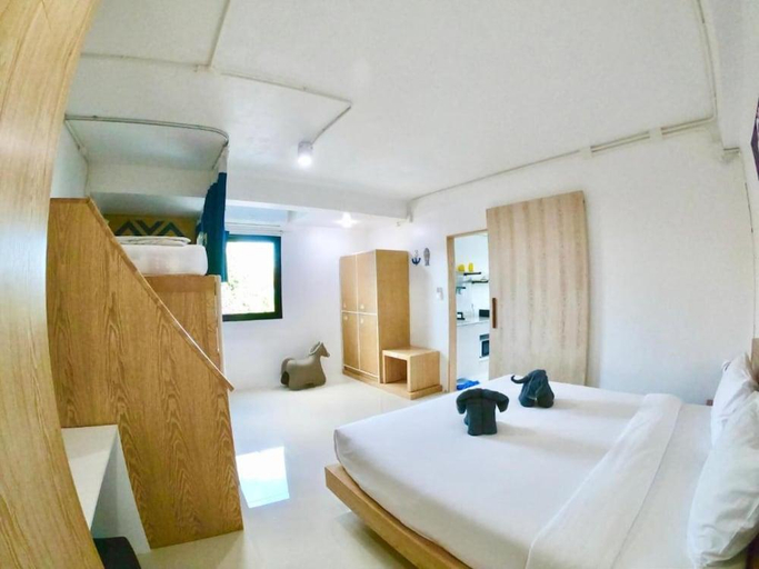 Bedroom 3, The Rock Samui Poshtel Lamai Beach, Ko Samui