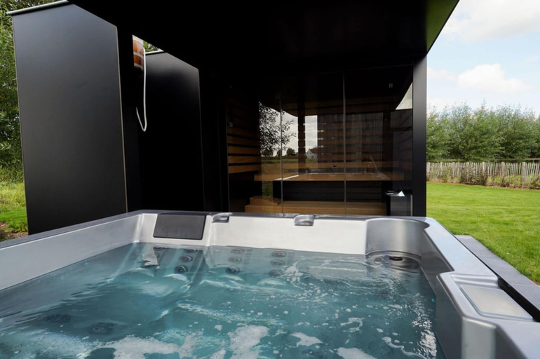 Sport & Beauty 5, Unique Holiday Home in Haringe, West-Vlaanderen