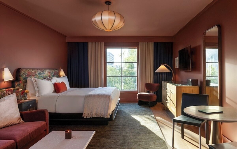 Room 2, Hotel Daphne, Houston