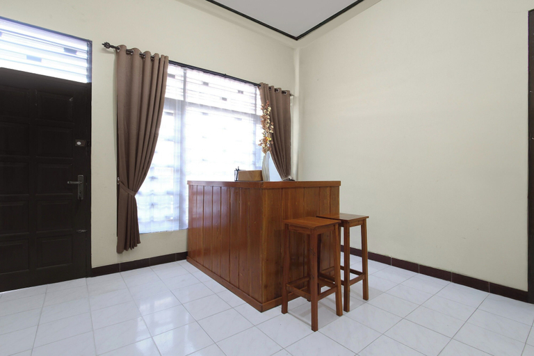 Reception 4, Hotel O Guesthouse Syariah, Boyolali