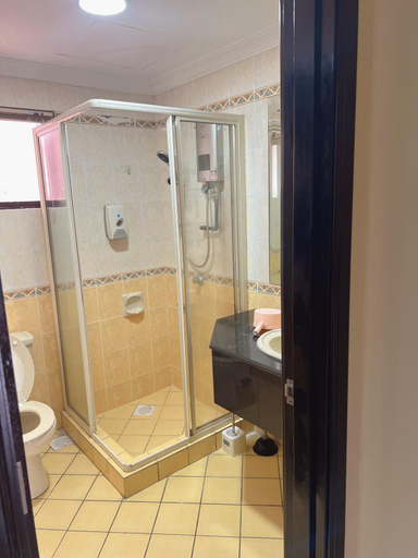 Bathroom, Marina Court Resort Condominium, Kota Kinabalu