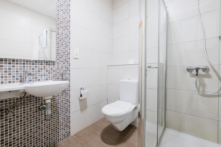 Bathroom 4, Porto Azzurro Aparthotel, Malta, Saint Paul's Bay