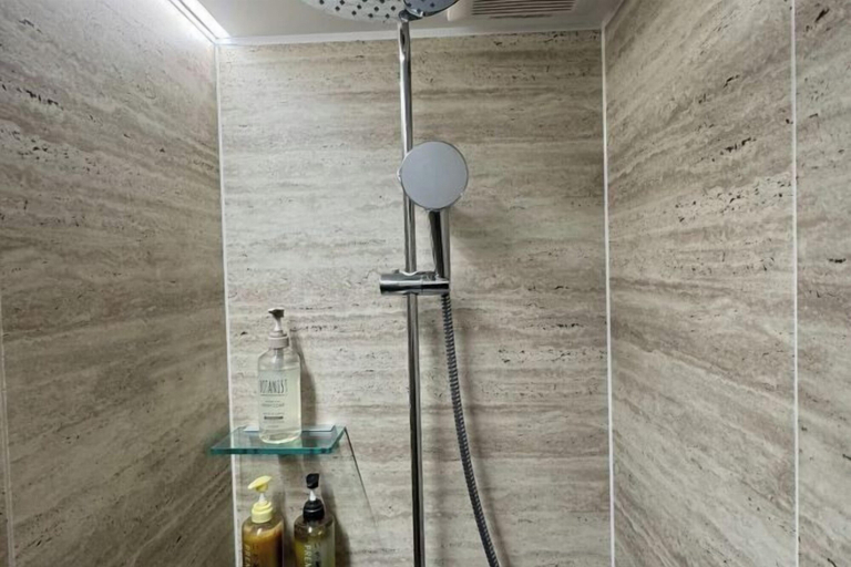 Bathroom 3, Mita Villa, Minato