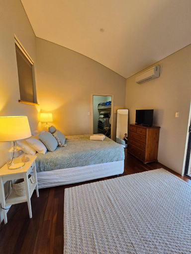 Bedroom 2, Sunset on Fearn, lovely 2 bedroom apartment, Augusta-Margaret River