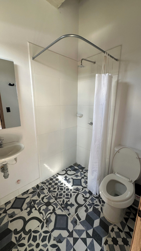 Bathroom 3, Awa House Hotel, Aguachica