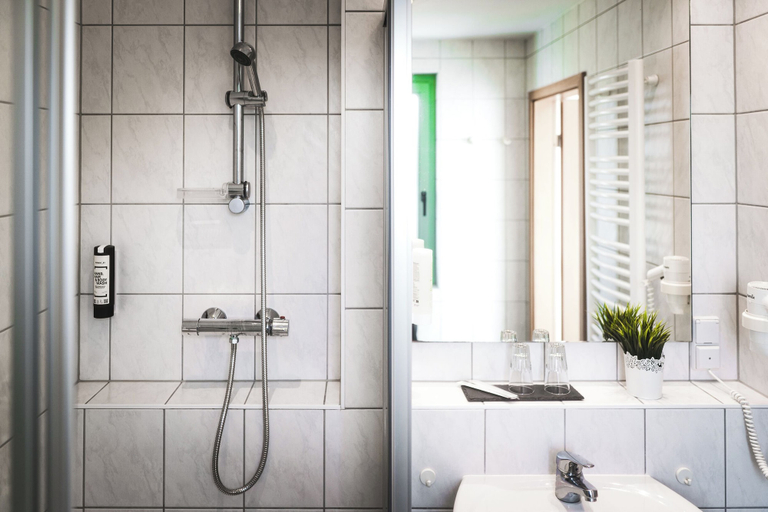 Bathroom 4, The Business Loft, Wolfsburg