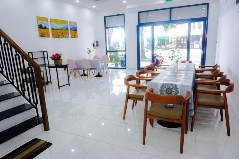 Dining 4, HUYNH's HOUSE 4 Bedroom Apartment, Phú Quốc