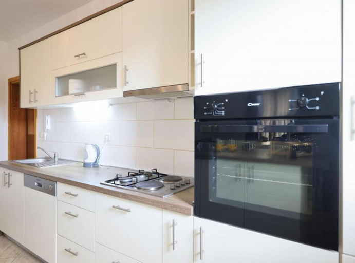 Private kitchen 3, Villa Maja, Škabrnja
