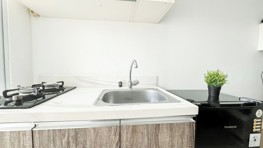 Private kitchen 4, Minimalist Look 1Br At Apartment Vittoria Residence, Jakarta Barat
