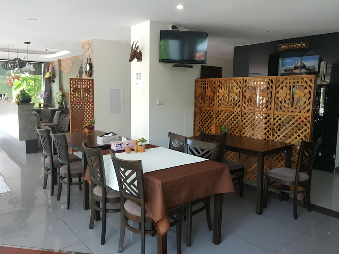 Food & Drinks, Narai Iyara Palace, Muang Lop Buri