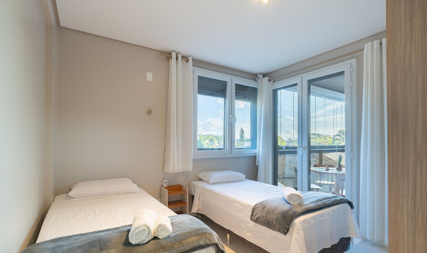 Room 3, Apt w/ Gourmet Balcony 300m From Beach Cms0202, Florianopolis