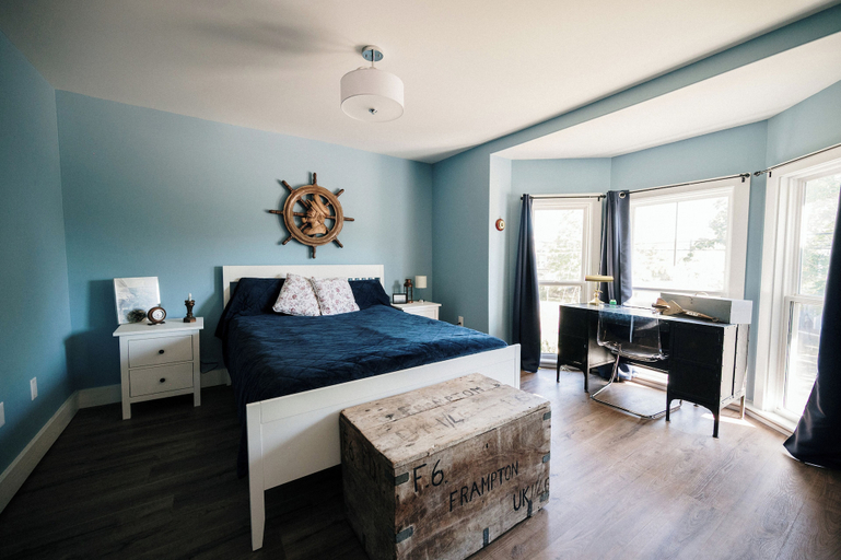 Room 2, The Granville Affair, Annapolis