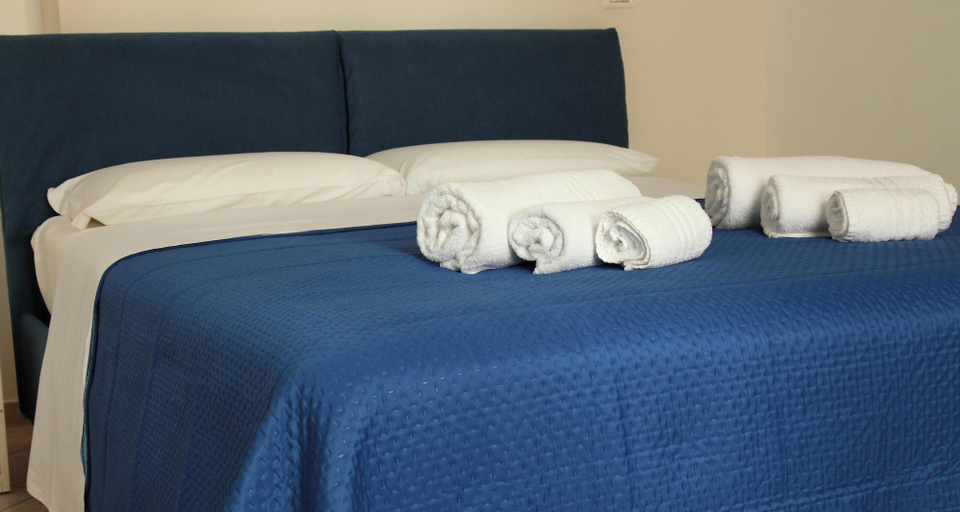 Room 4, viki house, Reggio Di Calabria