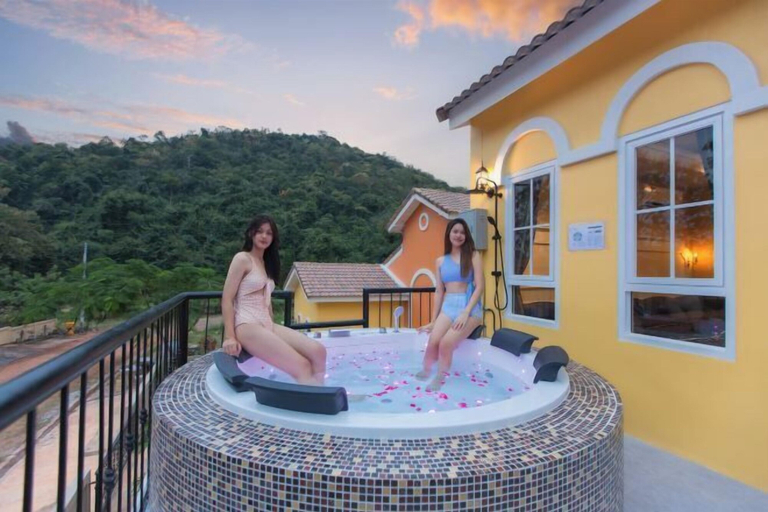 Sport & Beauty 3, Venice de pool Villa, Pak Chong