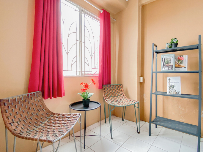 Room 4, Big And Spacious Studio Apartment At Sky View, South Tangerang