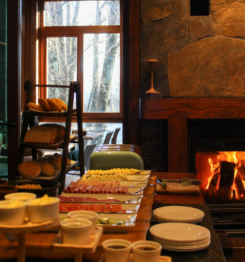 Food & Drinks 4, Ni-Newen Lodge, Cautín
