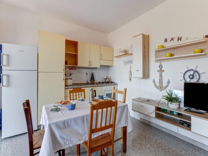 Others 5, Retreat in Cala Gonone, Nuoro