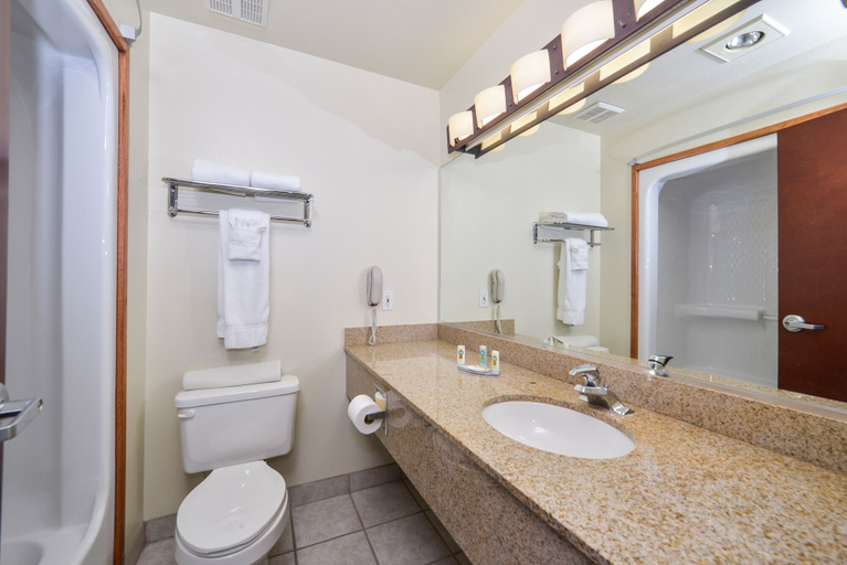 Bathroom 3, Quality Inn Washington - St. George North, Washington