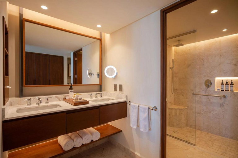 Bathroom 5, Secrets Mirabel Cancún Resort & Spa–Adults Only AI, Benito Juárez