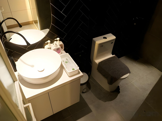 Bathroom 5, KIN WANDER TÂN QUY, District 7