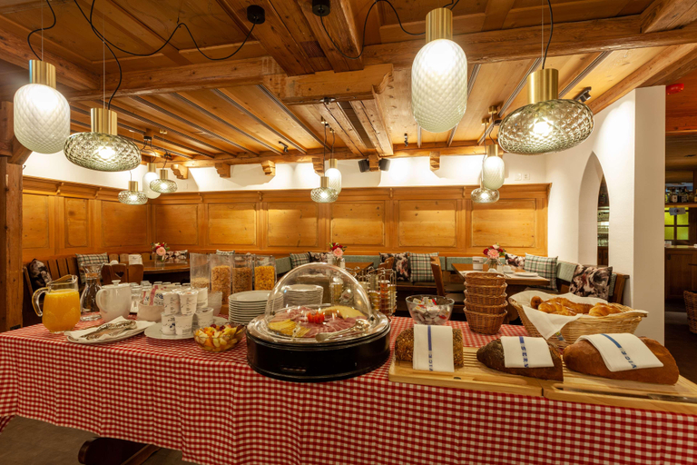 Food & Drinks 3, Sonne Andermatt Swiss Quality Hotel, Uri