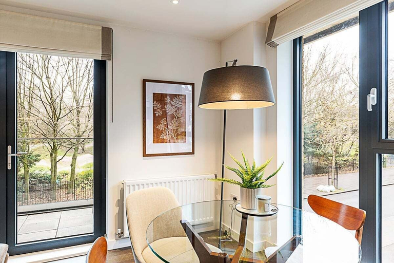 Others 4, Spacious and Trendy Shoreditch Flat, London