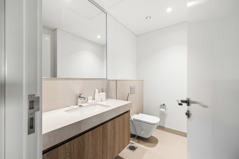Bathroom 4, 2BR Full Burj Khalifa View, Dubai