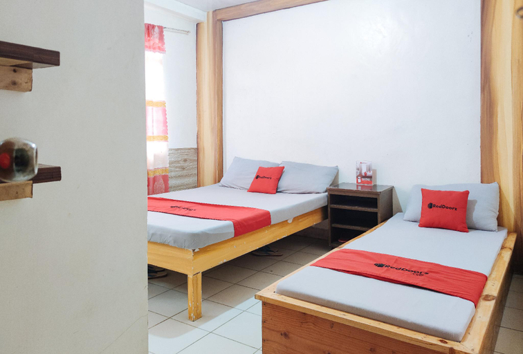 Bedroom 3, Reddoorz Hostel @ Baguio Piraso, Baguio City