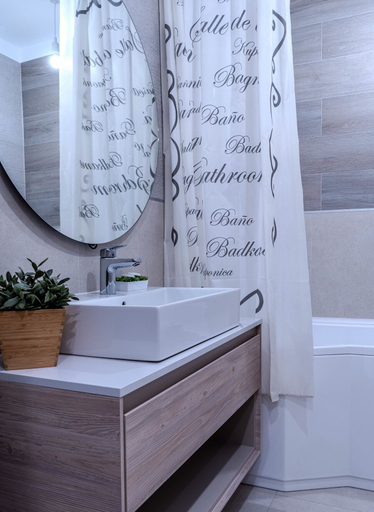 Bathroom 4, MoHost Urban Plaza, Brasov