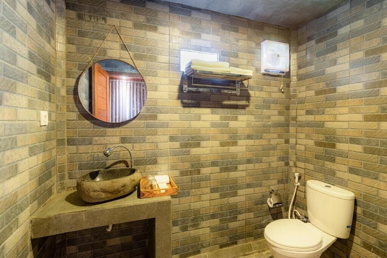 Bathroom 5, Puri Kurnia Ayu, Gianyar