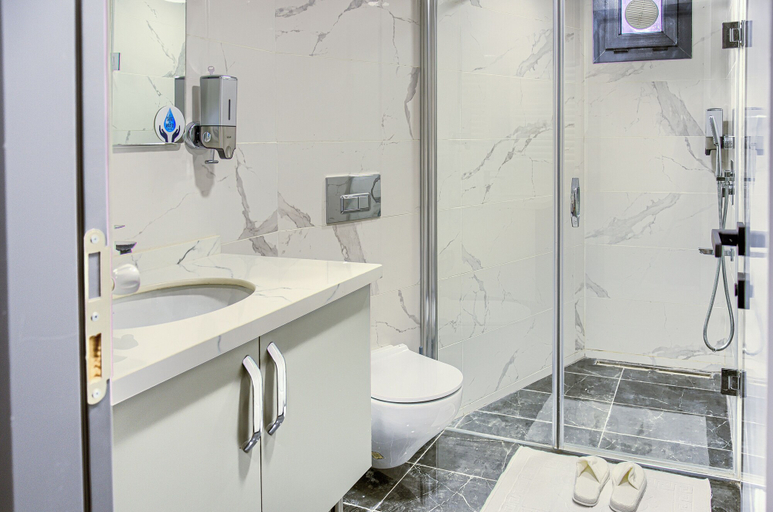 Room 2, Vita Otel, Fatih