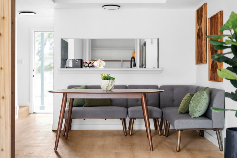 Interior 5, Southport Combined, Travis