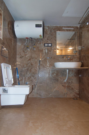 Bathroom 4, Kashmir house pahalgam, Anantnag