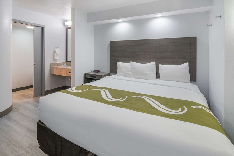 Bedroom 3, Quality Inn & Suites Richardson-Dallas, Collin
