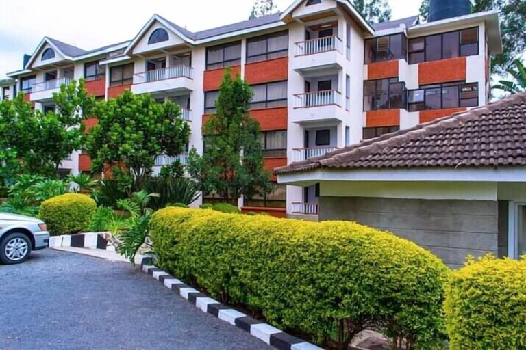 Exterior 3, The Sportmans Arms Hotel, Laikipia East