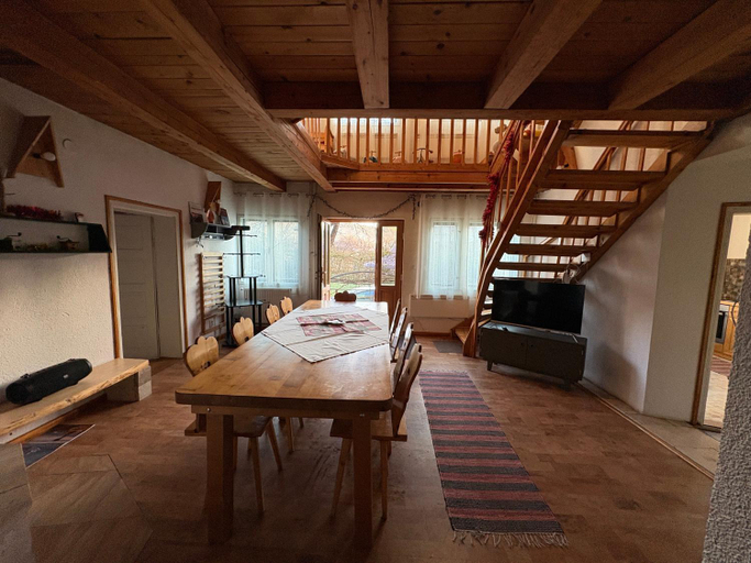 Others 5, Casa Bucataria Fonix, Praid